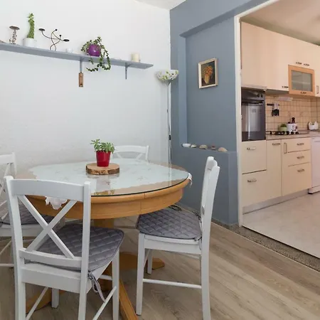 Apartman Nera *
